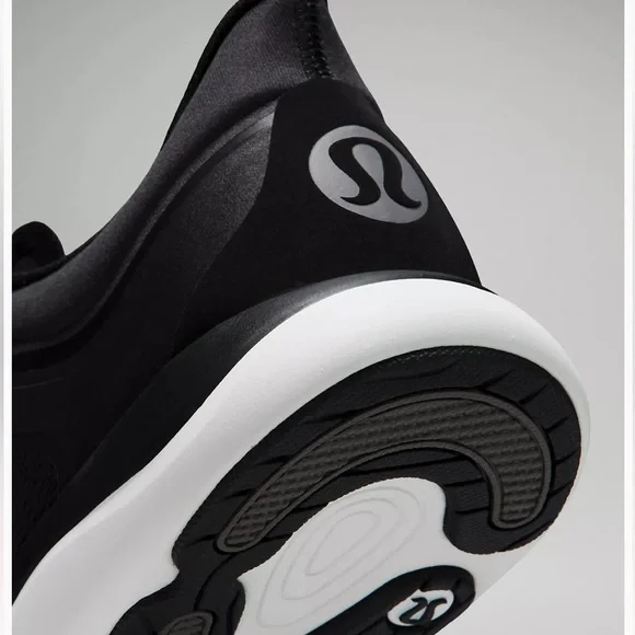 💎NWT LULULEMON Chargefeel Low Women's Workout Shoes - Picture 4 of 13